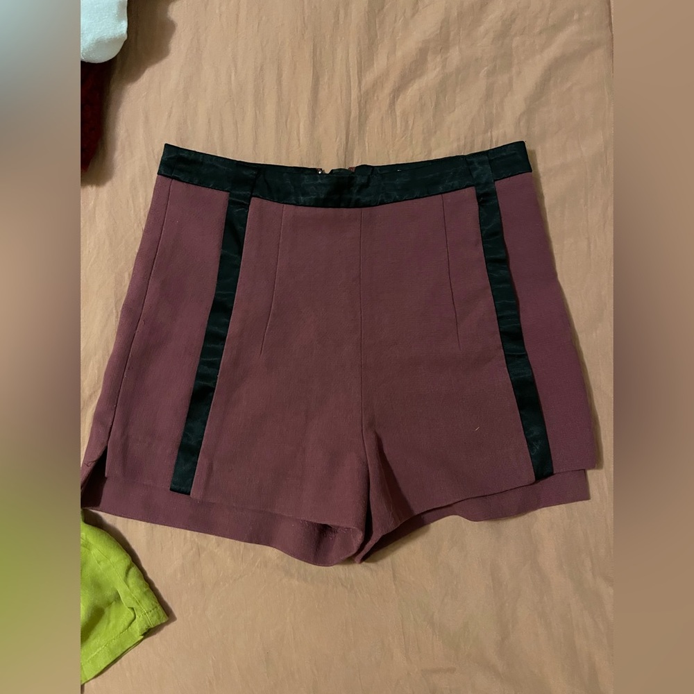 Short - Picture 5 of 6